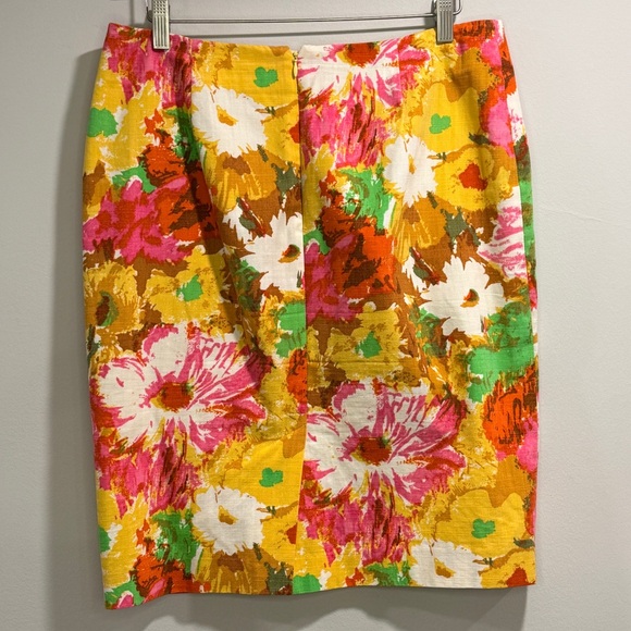Talbots Women’s Multicolor Floral Pencil Skirt Size 8 - Picture 3 of 7